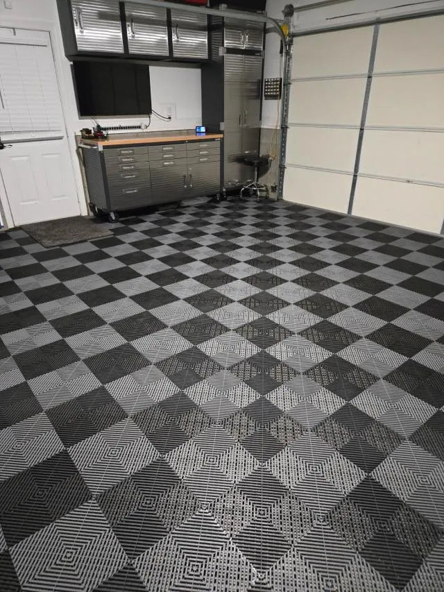 VEVOR Interlocking Drainage Mat, 12” x 12” Modular Interlocking Cushion Durable PP Material, 24 Pcs Splicing Drainage Mats, Non-Slip Drainage Floor Tile and Shower Mat, for Garage, Garden, Kitchen & Outdoor, Black